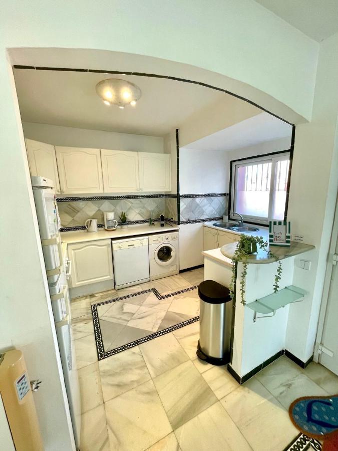 Gatu Villa Oceano Frente Al Mar En Puerto Sherry " Preferente Mayores De 25 Anos Y Familias " 엘푸에르토데산타마리아 외부 사진